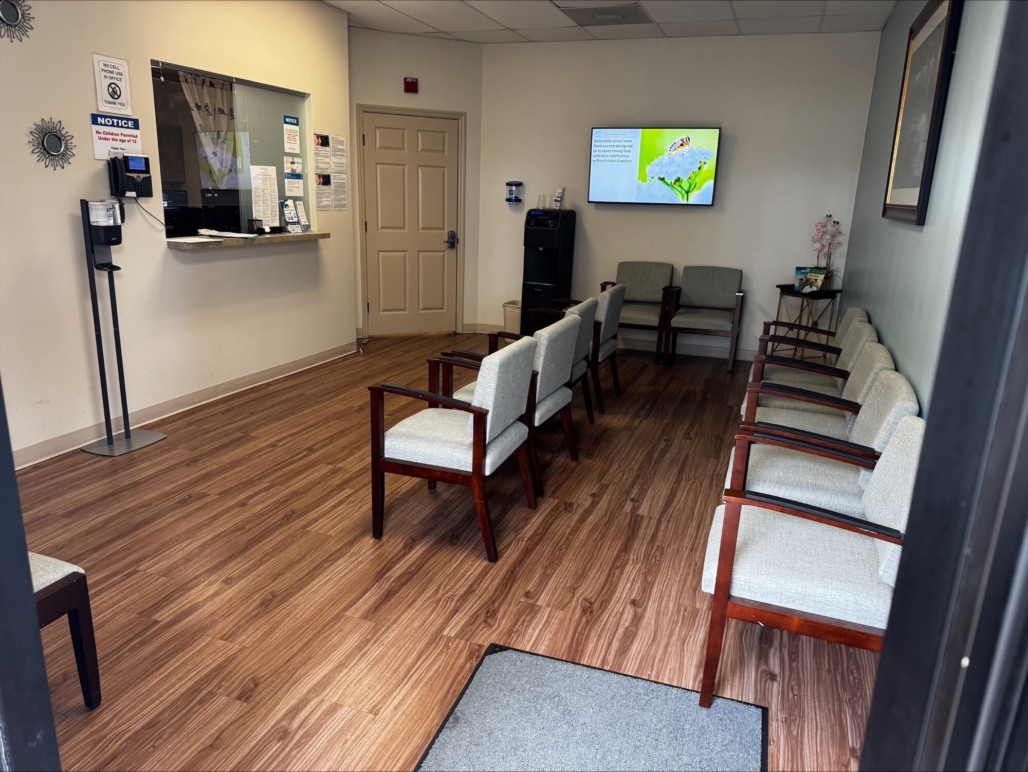 1301 2nd Ave SW, Largo, FL for lease Interior Photo- Image 1 of 4