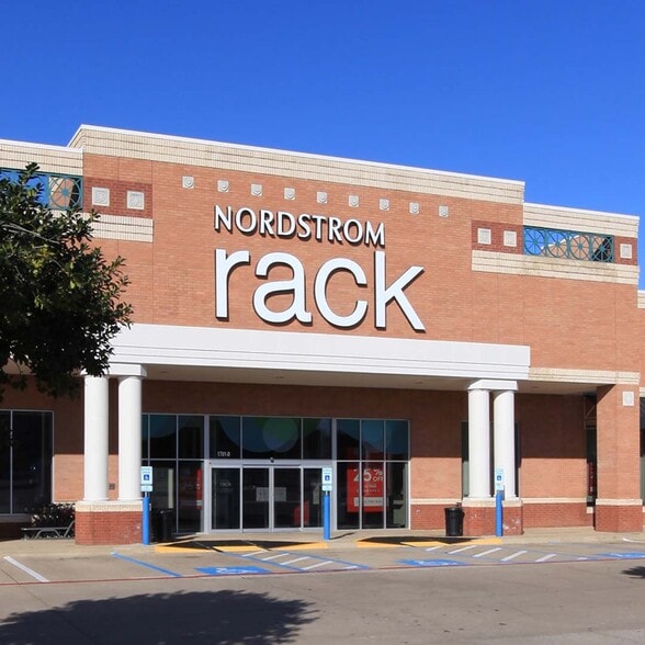 1601-1913 Preston Rd, Plano, TX à louer - Photo du bâtiment - Image 2 de 2