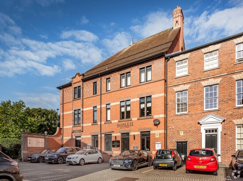 Foregate St, Chester for lease - Primary Photo - Image 1 of 7