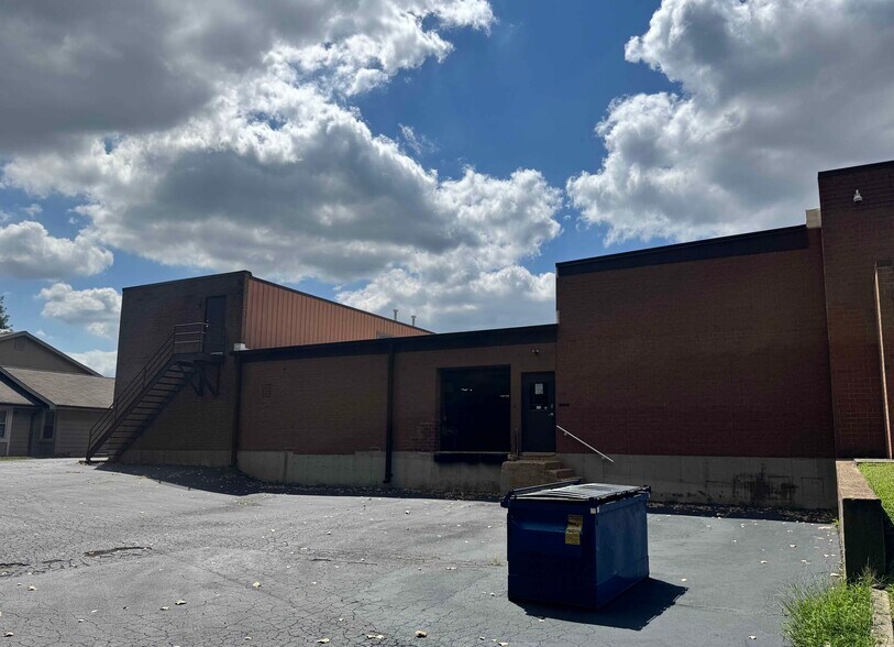 2222 Mason Ln, Ballwin, MO for lease - Building Photo - Image 3 of 13