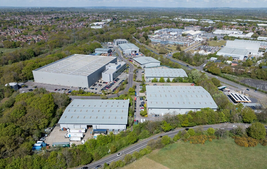 Warsash Rd, Fareham for lease - Building Photo - Image 3 of 3