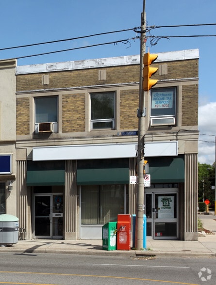 876 Eglinton Ave E, Toronto, ON à louer - Photo du bâtiment - Image 2 de 2