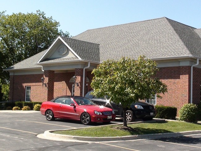 Plus de détails pour 5455 W Grand Ave, Gurnee, IL - Bureau à louer