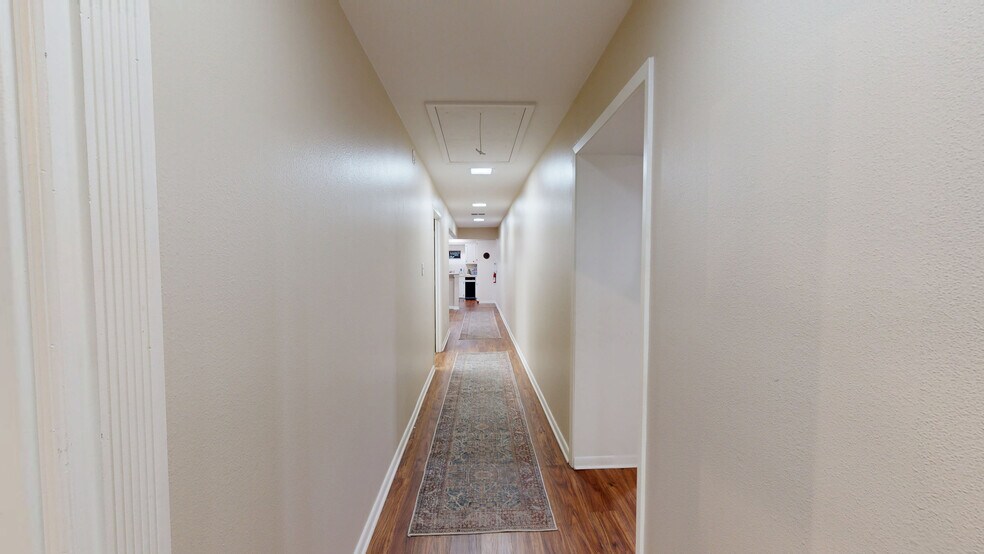 117 San Augustine St, Center, TX à vendre - Numérisation 3D de Matterport - Image 3 de 21