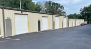 Storage Warehouse / Office Space Available - Entrepôt