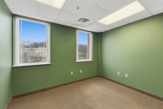 3550 Main St, Springfield, MA à louer Photo intérieure- Image 2 de 11