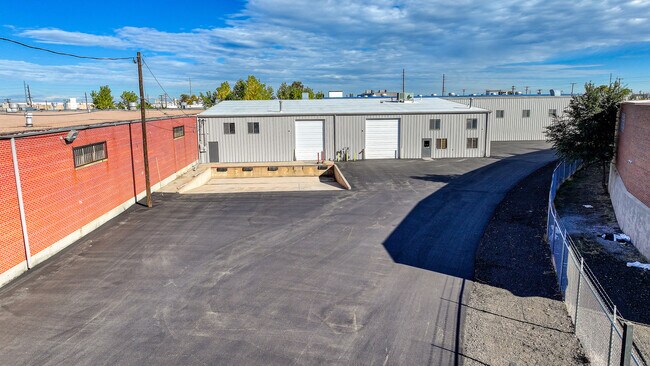 Plus de détails pour 5355 E 39th Ave, Denver, CO - Industriel à louer