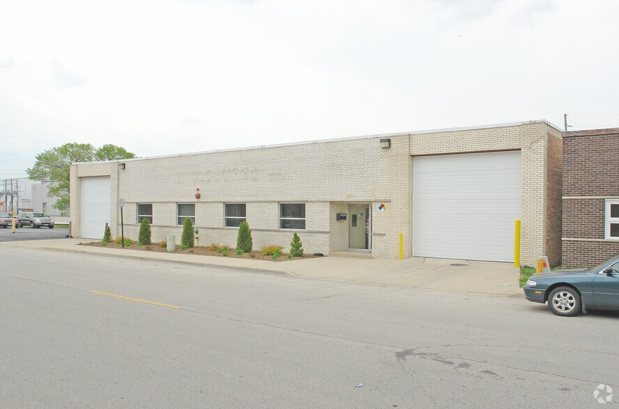 2300 17th Ave, Franklin Park, IL à vendre - Photo du bâtiment - Image 3 de 3
