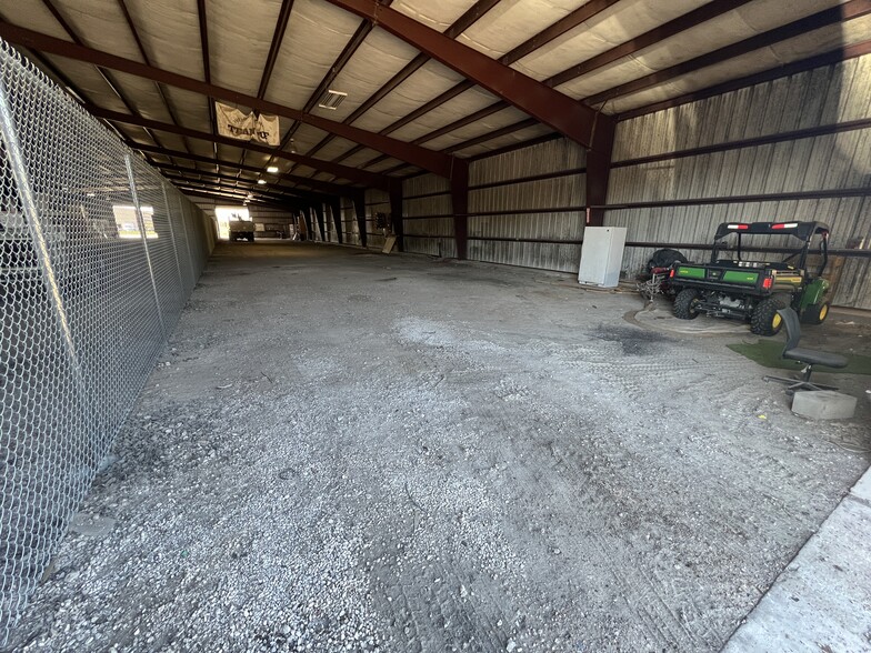 12703 Stafford Rd, Stafford, TX for sale - Building Photo - Image 1 of 1