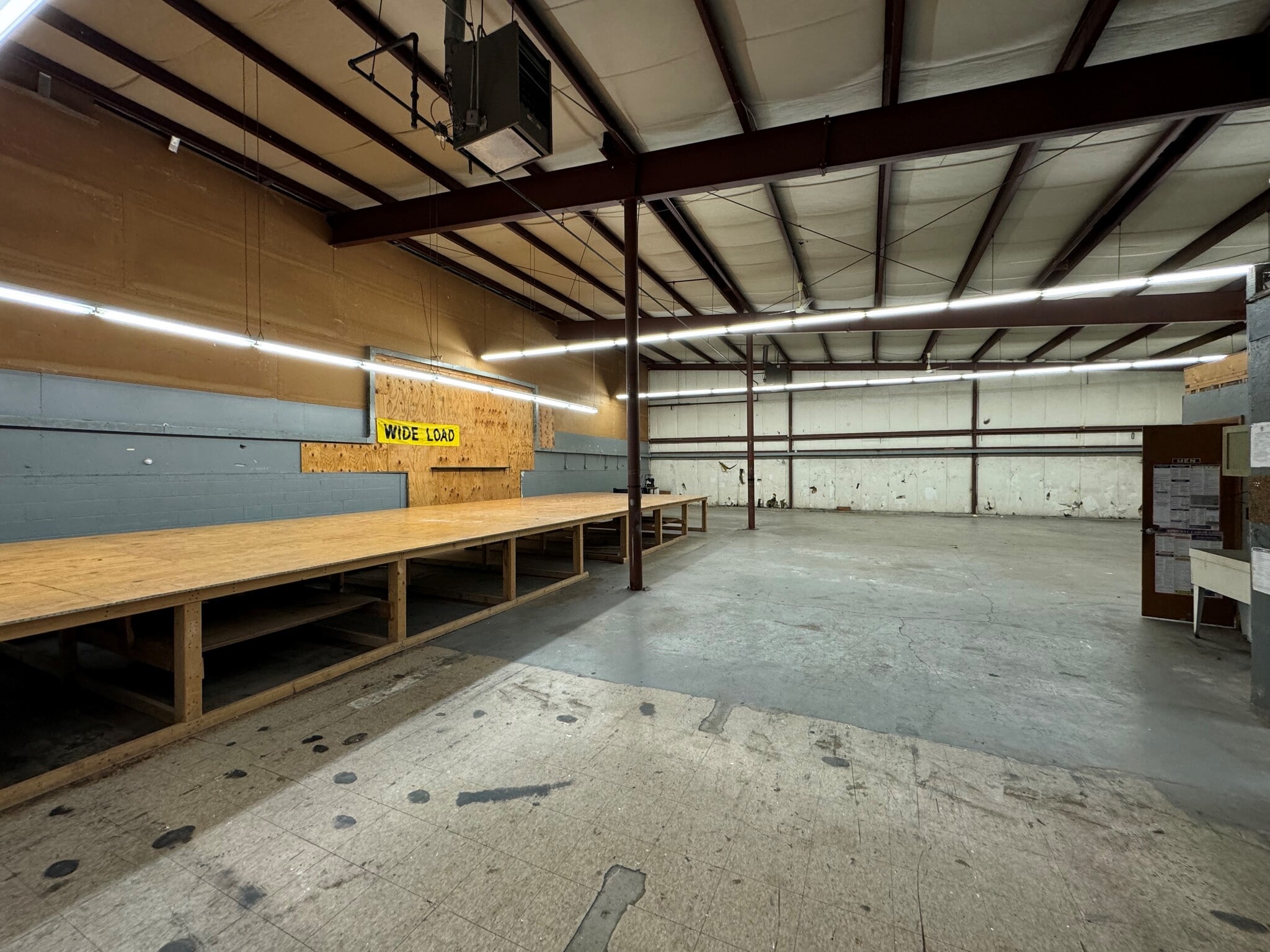 273 Weymouth St, Rockland, MA for lease Interior Photo- Image 1 of 1