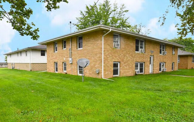 More details for 517 E Monroe St, Metamora, IL - Multifamily for Sale
