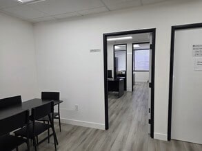 425 E Colorado St, Glendale, CA for lease Interior Photo- Image 2 of 7