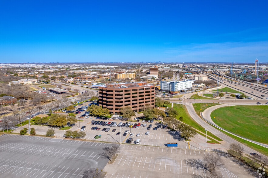 2000 E lamar Blvd, Arlington, TX for lease - Aerial - Image 2 of 14