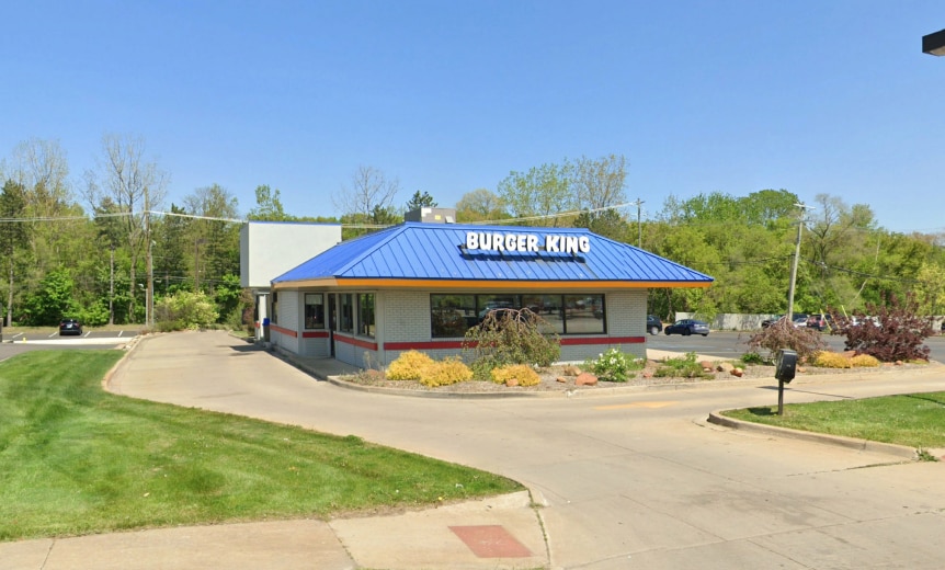 6674 Dixie Hwy, Clarkston, MI for lease - Building Photo - Image 2 of 2