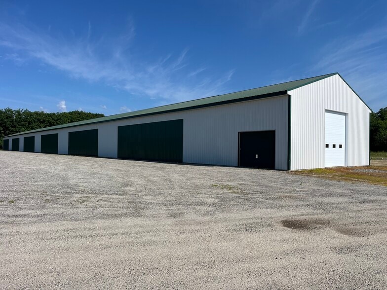 40 Airport Rd, Turner, ME for lease - Building Photo - Image 2 of 4