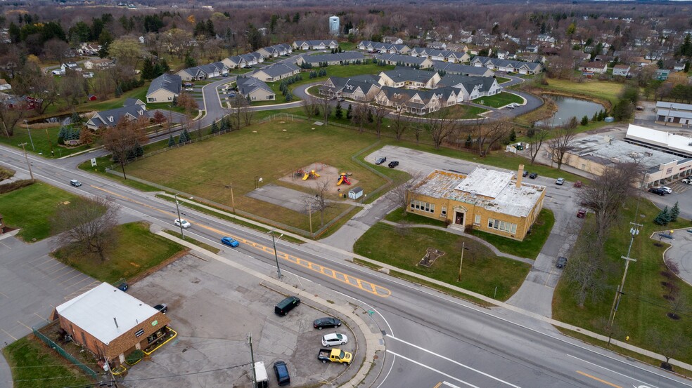 4400 Buffalo Rd, North Chili, NY à vendre - Photo du bâtiment - Image 1 de 1