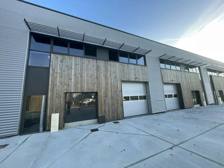 Industriel dans Treillières à louer - Photo du bâtiment - Image 1 de 3