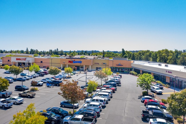 More details for 575-605 Rohnert Park Expy W, Rohnert Park, CA - Retail for Lease