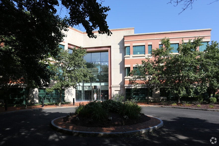 507 Plum St, Syracuse, NY for lease - Building Photo - Image 3 of 5