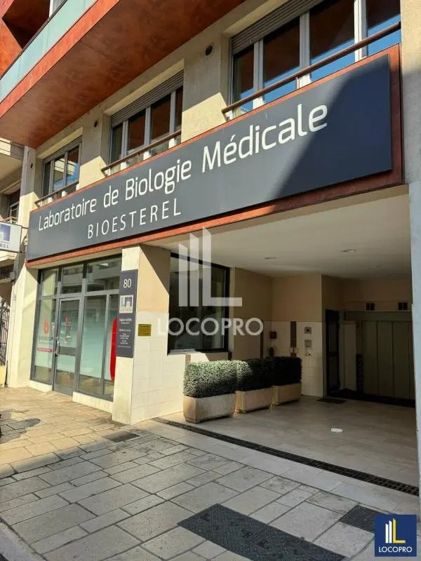 Multifamily in Saint-Laurent-du-Var for sale Building Photo- Image 1 of 10