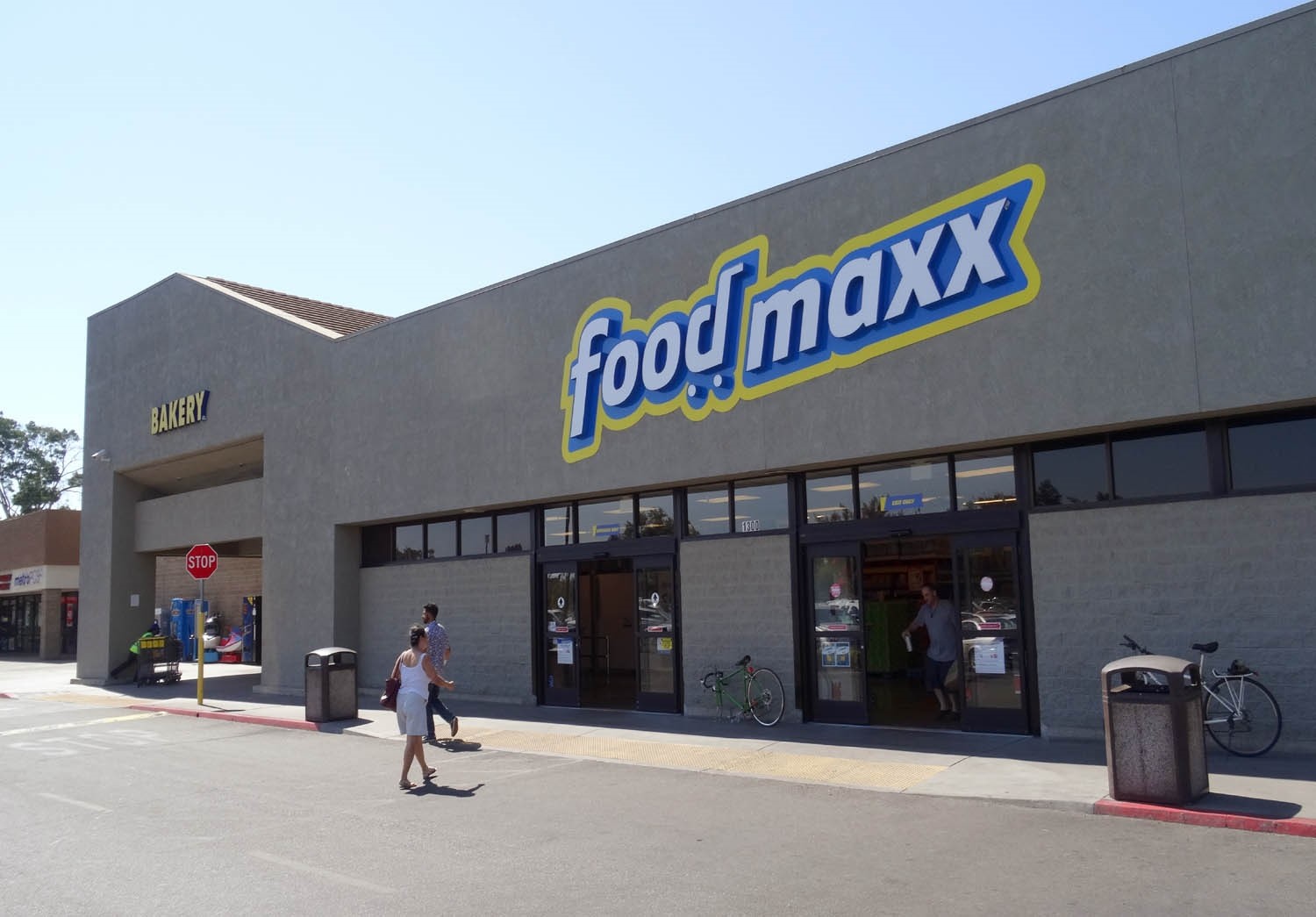 1200-1400 W Olive Ave, Merced, CA for lease Primary Photo- Image 1 of 6