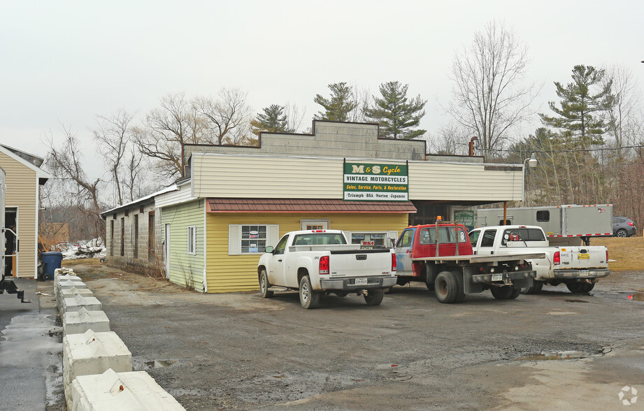 139 Freeman Bridge Rd, Schenectady, NY à vendre - Photo principale - Image 1 de 1