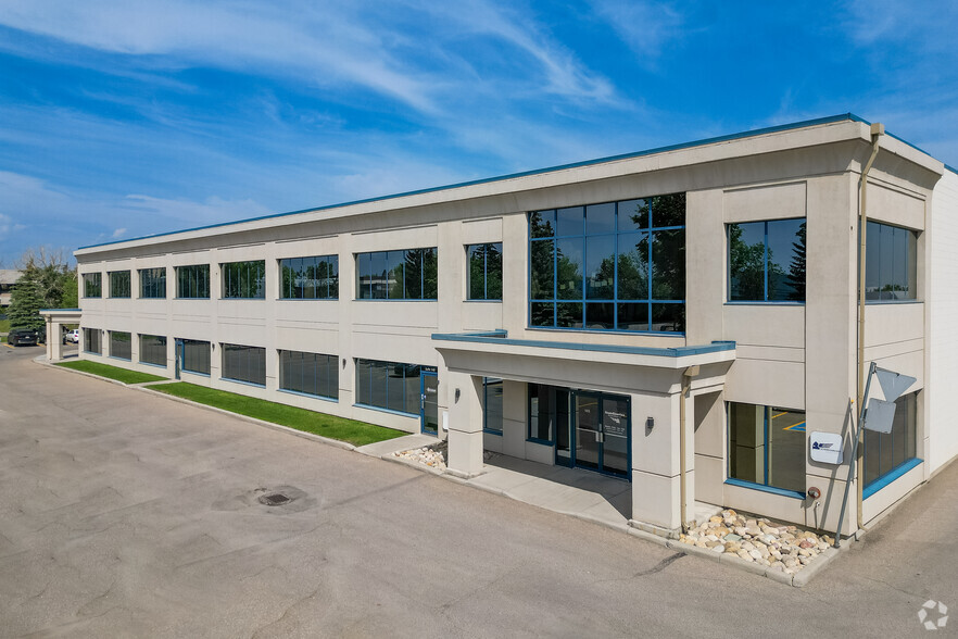 3510 29th St NE, Calgary, AB for lease - Building Photo - Image 1 of 8