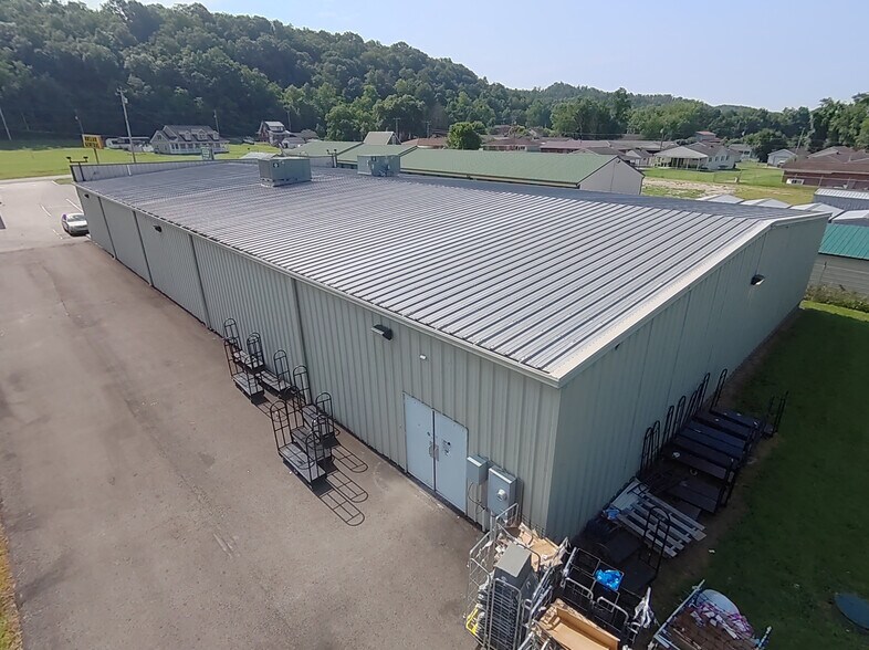 6594 Ohio River Rd, Lesage, WV à vendre - Photo du bâtiment - Image 3 de 14