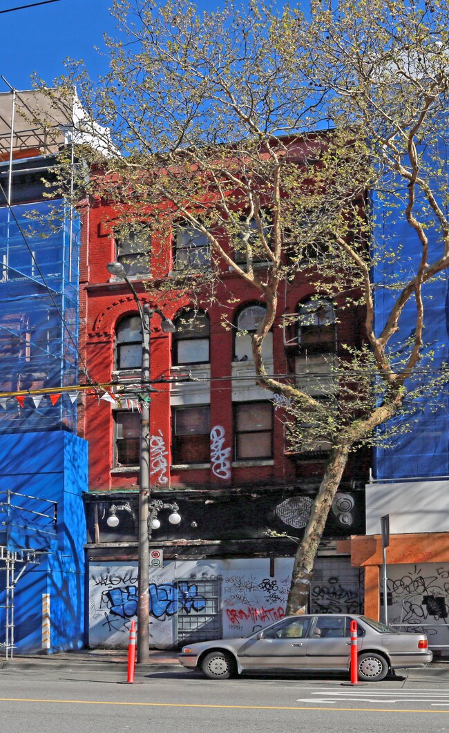 Plus de détails pour 5 W Hastings St, Vancouver, BC - Commerce de détail à louer