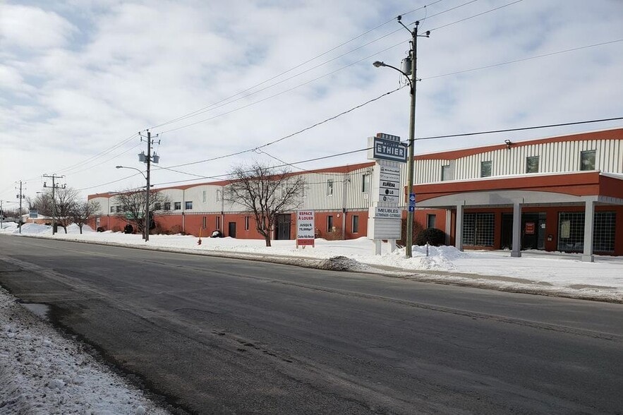 126 Rue Jacques-Cartier N, St-Jean, QC for sale - Building Photo - Image 3 of 18