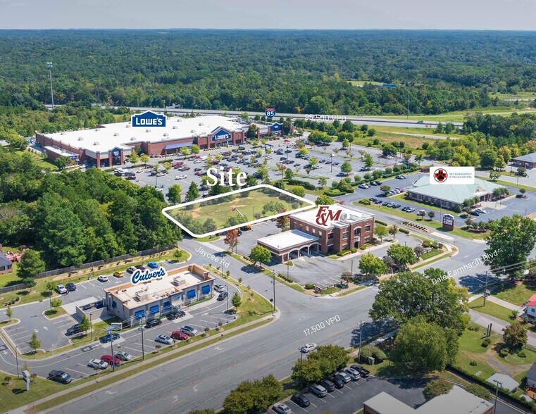 Dale Earnhardt Blvd At Jaycee Rd, Kannapolis, NC à vendre - Photo du bâtiment - Image 1 de 4