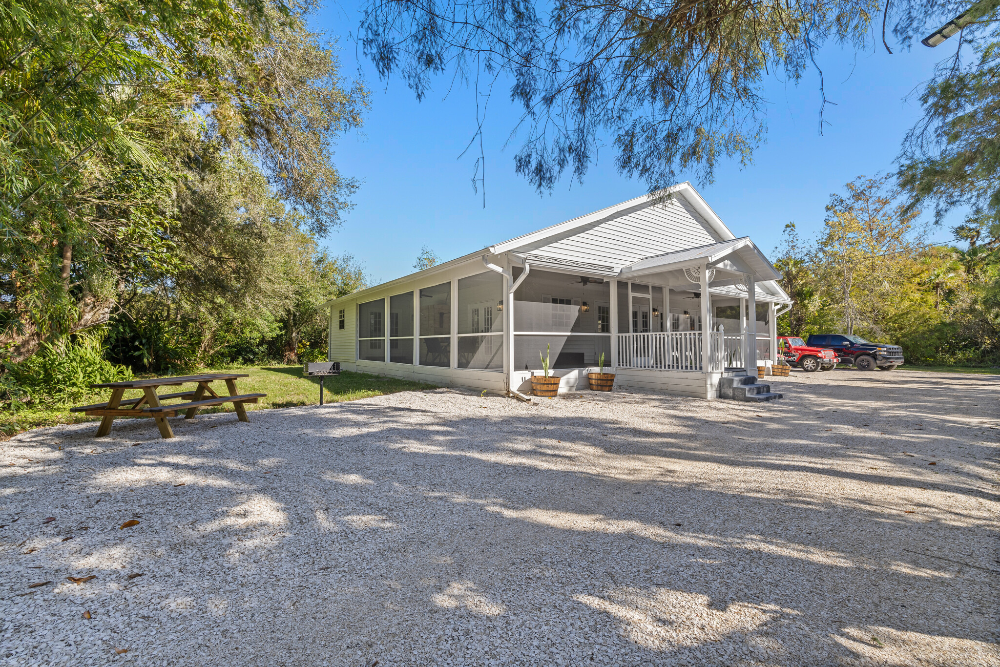 17790 Caloosa Rd, Alva, FL for sale Building Photo- Image 1 of 18