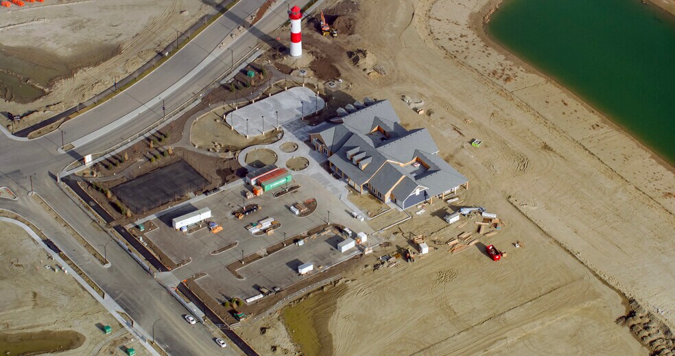 Chestermere Boulevard & Clearwater Dr, Chestermere, AB à louer - Aérien - Image 3 de 3