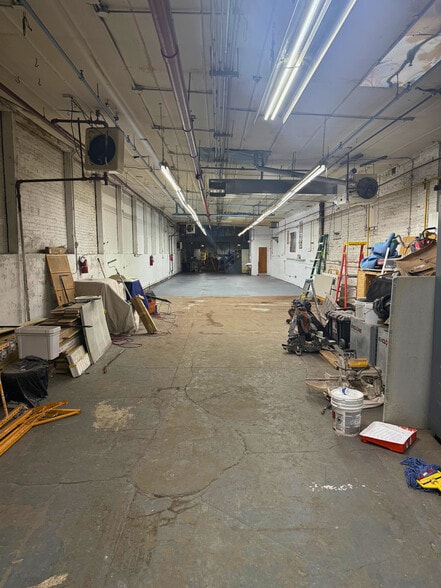 1056 Washington Ave, Bronx, NY for lease - Building Photo - Image 2 of 2