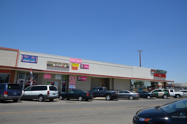 2848 Niles St, Bakersfield, CA for sale - Primary Photo - Image 1 of 1