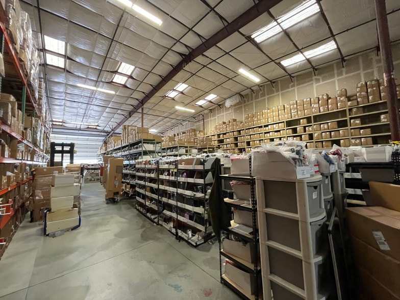 1345 Taylor Farm Rd, Virginia Beach, VA for lease - Interior Photo - Image 2 of 5