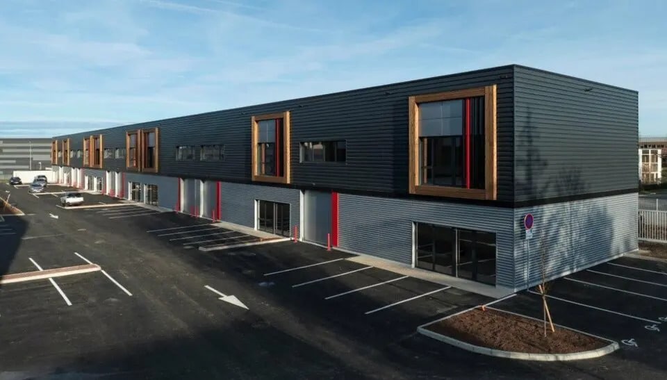 Flex in Saint-Quentin-Fallavier for lease Building Photo- Image 1 of 7