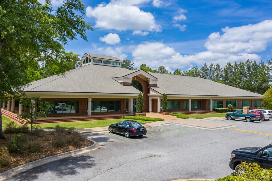 1100 Brookstone Centre Pky, Columbus, GA à vendre - Photo du bâtiment - Image 1 de 45