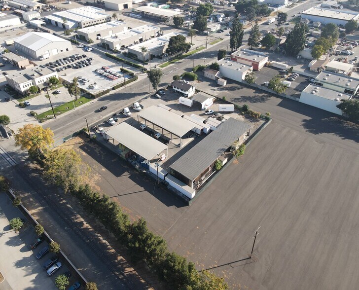 1344 E Grand Ave, Pomona, CA à vendre - Photo du bâtiment - Image 3 de 4