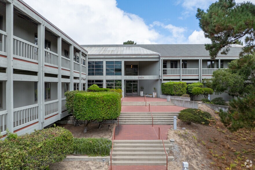2959 Monterey Salinas Hwy, Monterey, CA à louer - Photo du bâtiment - Image 3 de 6