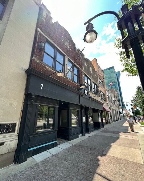 7-9 W Main St, Madison, WI for sale - Building Photo - Image 3 of 18