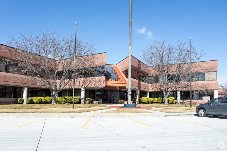 2250 Parkway Blvd, Salt Lake City, UT for sale - Primary Photo - Image 1 of 5