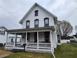 Plus de détails pour 43 Chapel St, Mount Morris, NY - Multi-résidentiel à vendre