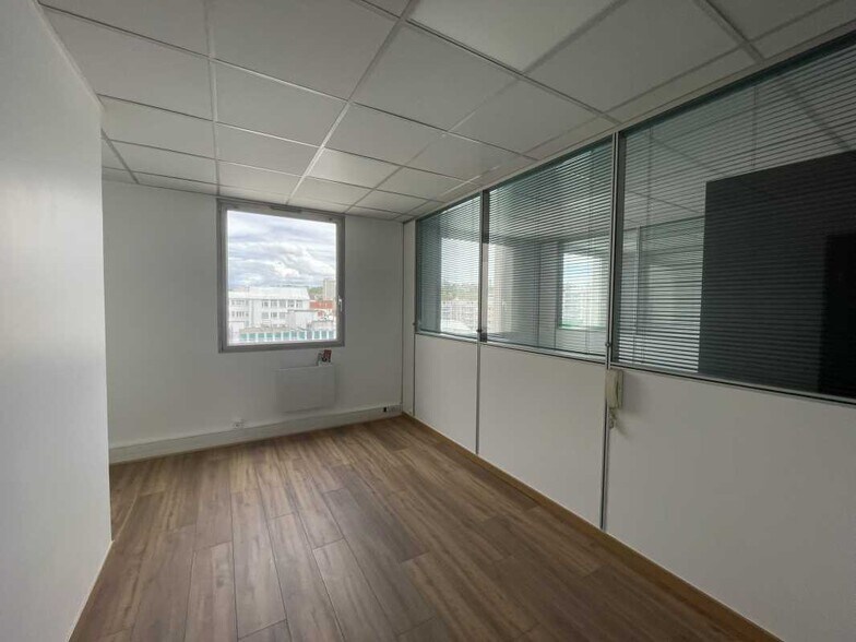 Bureau dans Pantin à louer - Photo intérieure - Image 2 de 11