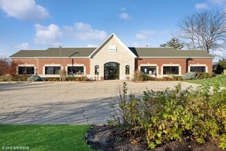 Plus de détails pour 625 N Bridgeport Ter, Lindenhurst, IL - Commerce de détail à vendre