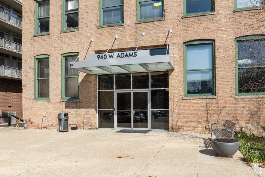 940 W Adams St, Chicago, IL à louer - Photo du b timent - Image 3 de 10