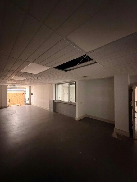 30 Drysdale St, Alloa for lease - Building Photo - Image 3 of 9
