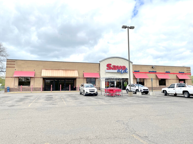2905 Mahoning Rd NE, Canton, OH for lease - Building Photo - Image 1 of 4