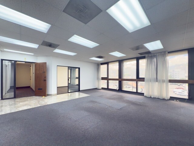 1297-1313 S Beretania St, Honolulu, HI à louer - Photo intérieure - Image 3 de 6