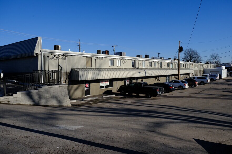 1-15 Village Plz, Arnold, MO à louer - Photo du bâtiment - Image 2 de 3